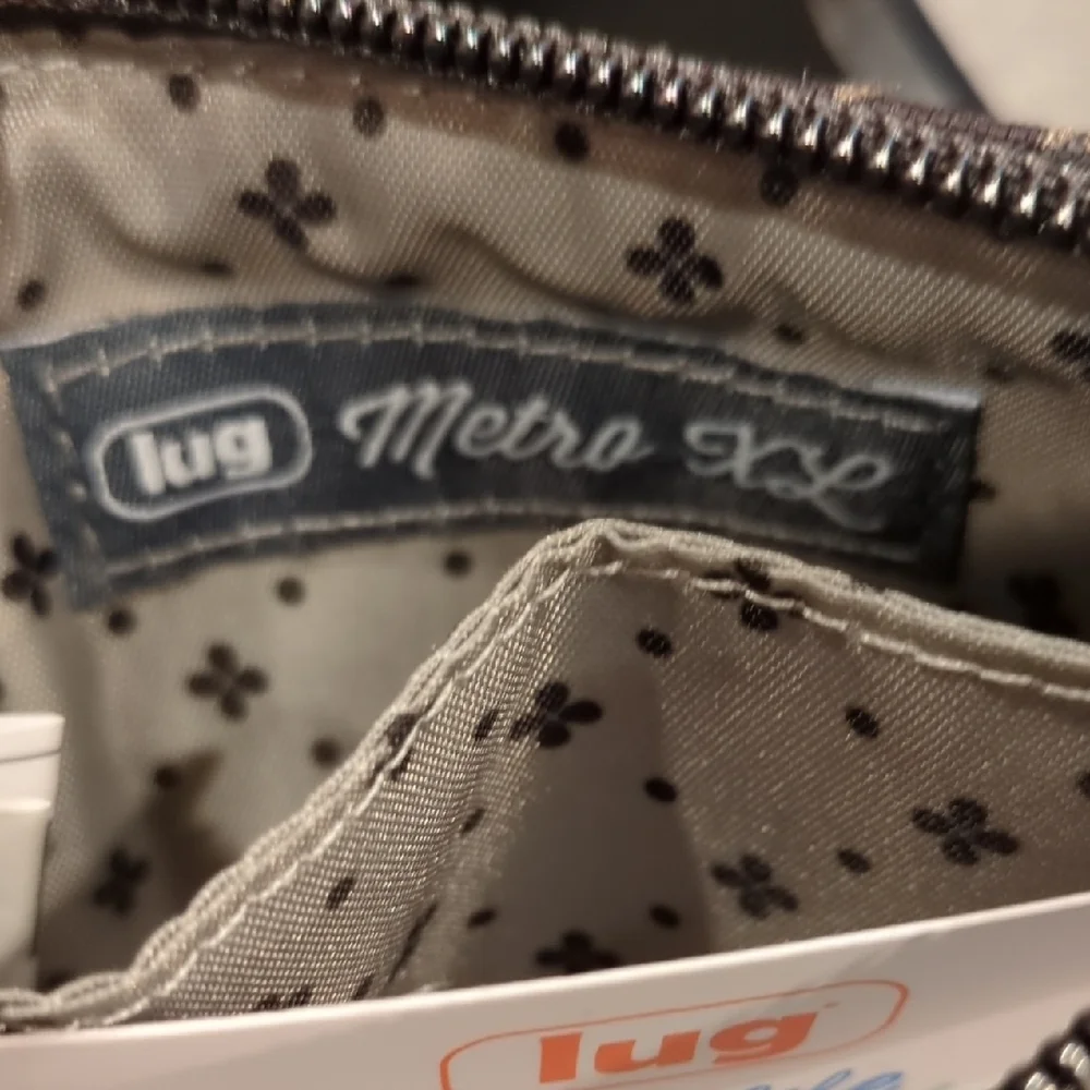 Lug Metro XL Pouch - Brushed Camo Black - NWT - Picture 8 of 8